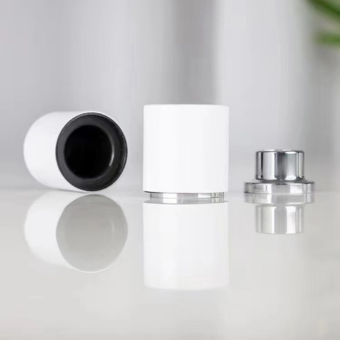 Perfume magnet cap (white)
