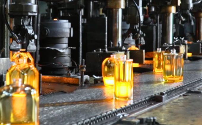 Sustainable Empty Perfume Bottle