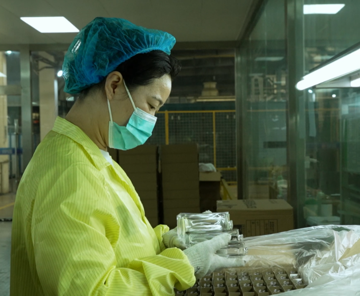 Delivery And quality control of Essential Oil glass Bottles